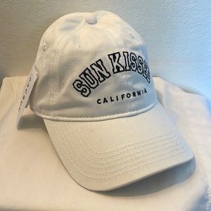 NWT Sun Kissed California Hat